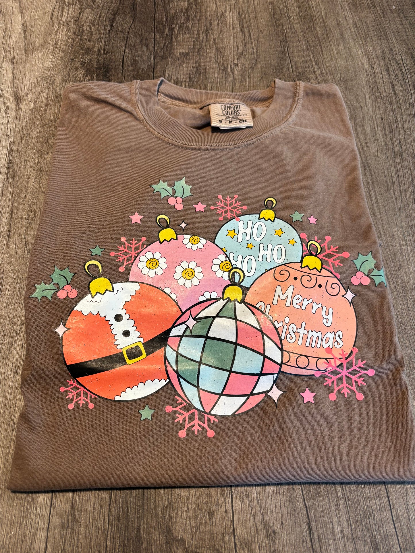 Ornaments | Graphic T-shirt